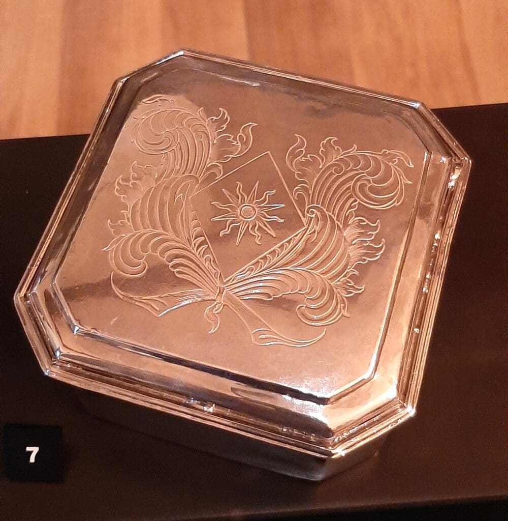 Late 17th century silver box, part of a cosmetic toilet set, by Anthony Nelme, with the additional mark of CS inside the lid, probably that of Clement Stonor.