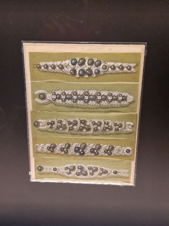 Designs for diamond and pearl bracelet