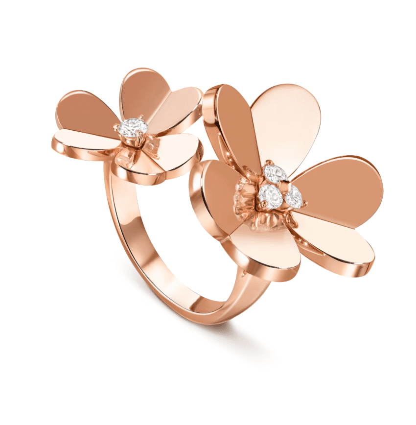 Between the Finger rings by VCA. Retails for £5,800