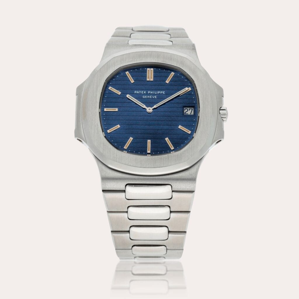 Originally retailed at $3,100. We would place an approximate insurance replacement figure of £100,000+ on this model – depending on condition, accompaniments, age.